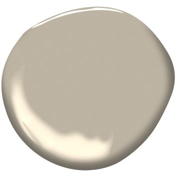 Pashmina Benjamin Moore paint color. Click through for Perfect Light Gray Paint Colors You'll Love as Well as Interior Design Inspiration Photos. #bestgreypaint #paintcolors